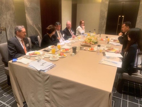 Reunião com o diretor da China PPP Center, Jiao Xiaoping