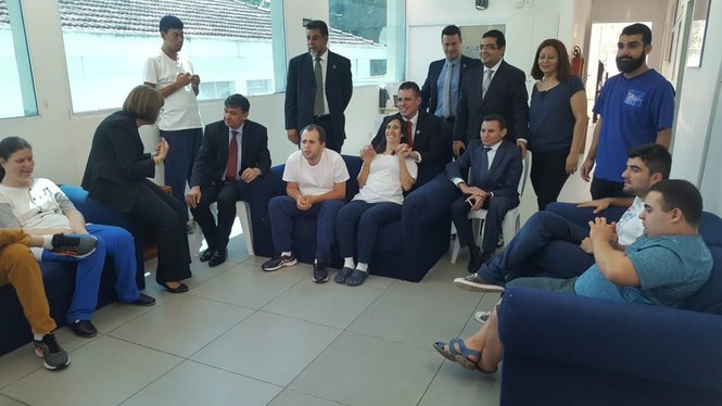 Governador visita Instituto Ser Especial em São Paulo