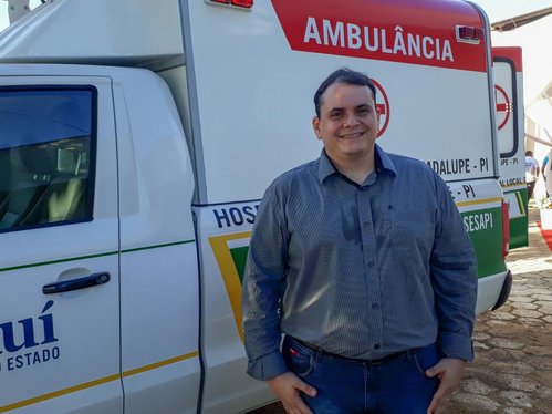 Margarete Coelho entrega ambulância em Guadalupe
