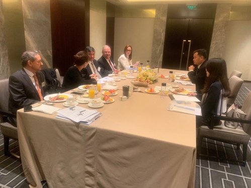 Reunião com o diretor da China PPP Center, Jiao Xiaoping