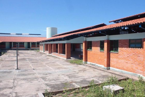 Escola Padrão FNDE no bairro Pedra Mole