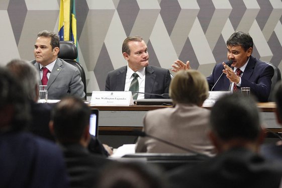 Governador participa de audiência pública sobre alteração da Lei Kandir em Brasília