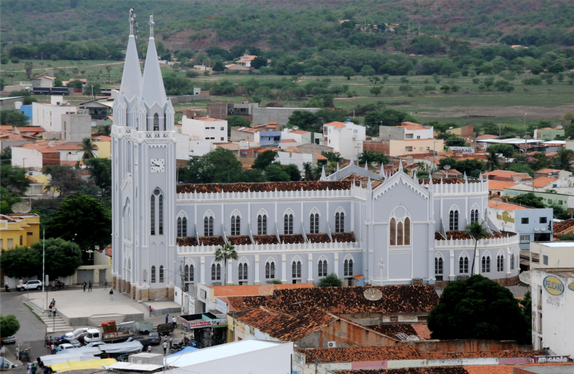 Igreja vista do Morro da Mariana
