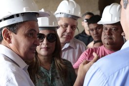 Visita às obras de construção de 02 Creches