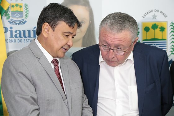 Solenidade de Assinatura do Termo de Cooperação entre SASC e Equatorial Piauí para Acesso a Tarifa S