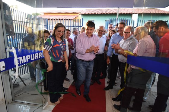 Governador inaugura escritório da Agespisa e participa de Festival do Peixe em Esperantina