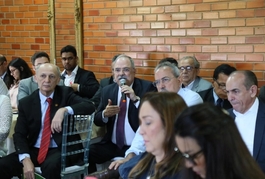 Secretário de Governo e parlamentares debatem situação de litígio de terras entre Piauí e Ceará