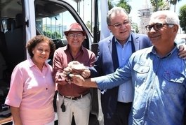 Municípios piauienses recebem novos veículos para transporte de pacientes